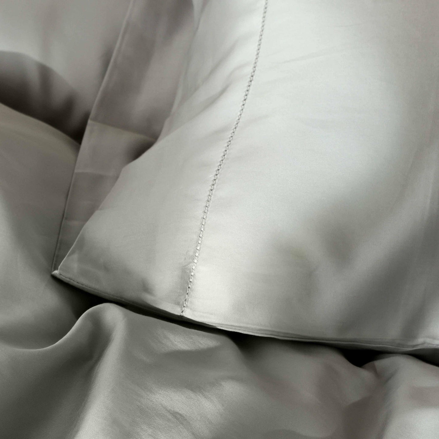 Blacklionmotorrow Egyptian Cotton Sateen Pillowcases - 300 Thread Count, Soft & Lustrous