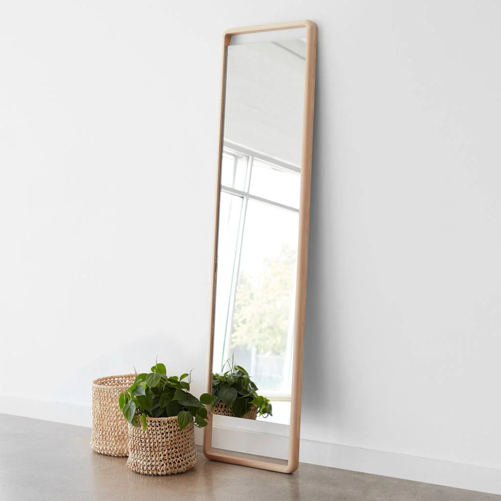 Hinoki Wood Floor Mirror – Premium Light Wood Design