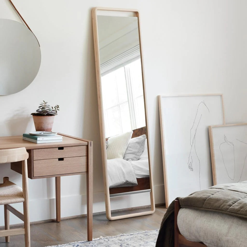 Hinoki Wood Floor Mirror – Premium Light Wood Design