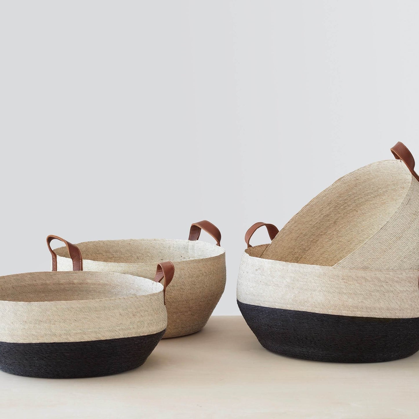 Blacklionmotorrow Mercado Floor Storage Baskets - Natural Palm with Leather Handles